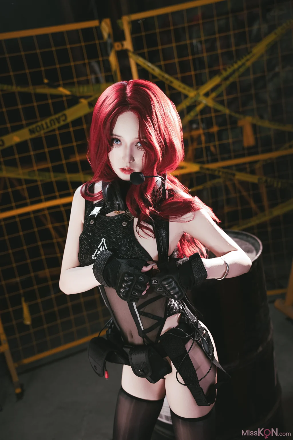 Coser@双木扶苏: 明日方舟 史尔特尔·得体社战术风 (60 photos)