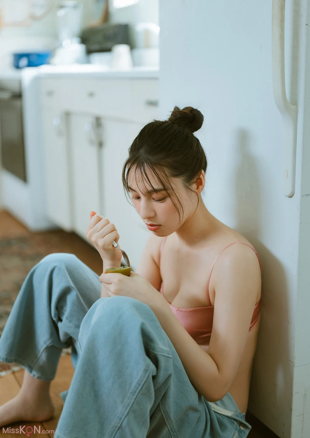 [JP] Iori Sagara (相樂伊織): Summer Vibes スピサン グラビアフォトブック (42 photos)