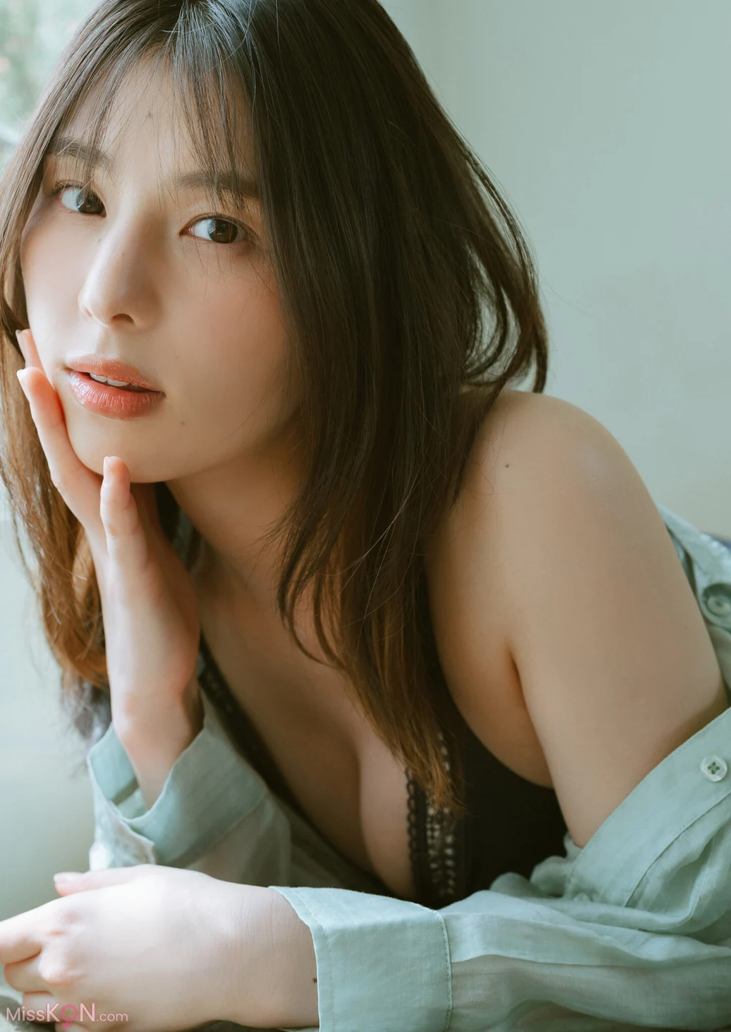 [JP] Iori Sagara (相樂伊織): Summer Vibes スピサン グラビアフォトブック (42 photos) – Page 2