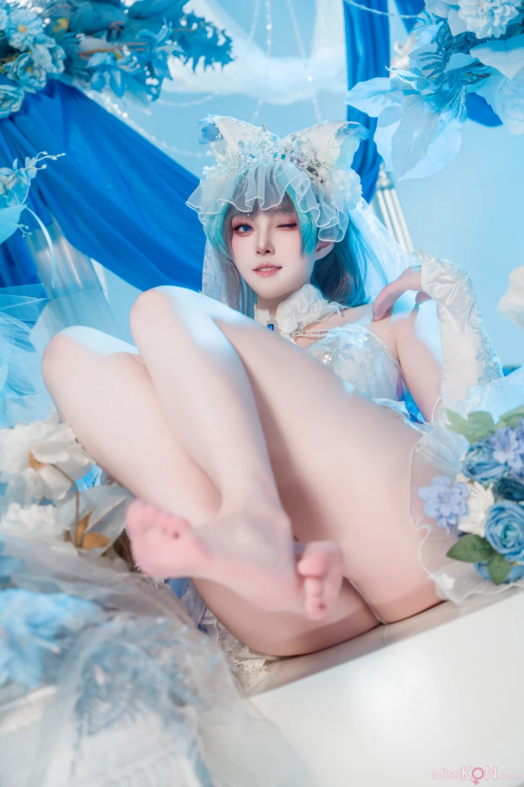Coser@Natsuko夏夏子: 碧蓝航线 柴郡婚纱 (70 photos)