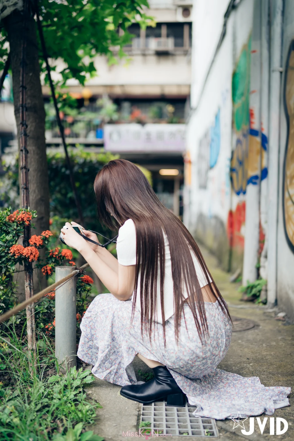 [JVID] Lele 樂樂: 讓人可以能男女交換身體的相機📷一般版跟隱藏版尺度都上空無碼無遮🔞 (137 photos)