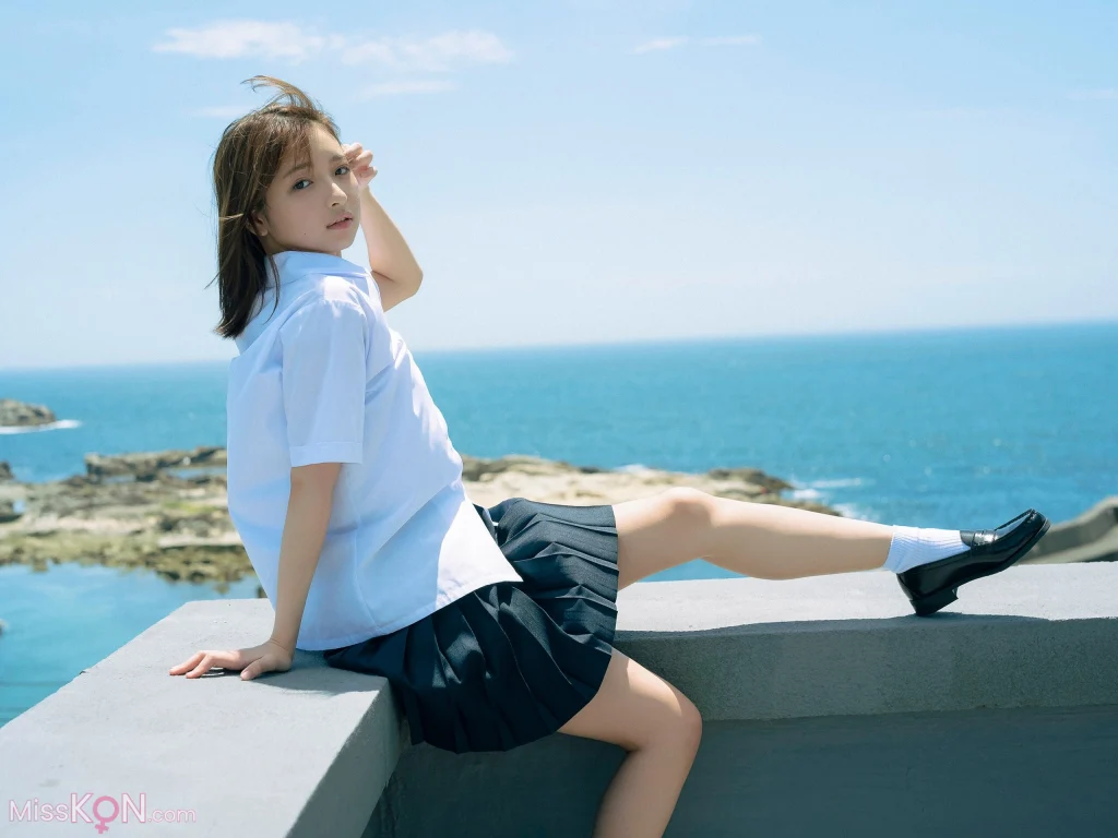 [JP] Runa Ichinose (一ノ瀬瑠菜): FLASHデジタル写真集 あの夏を忘れない (85 photos) – Page 2