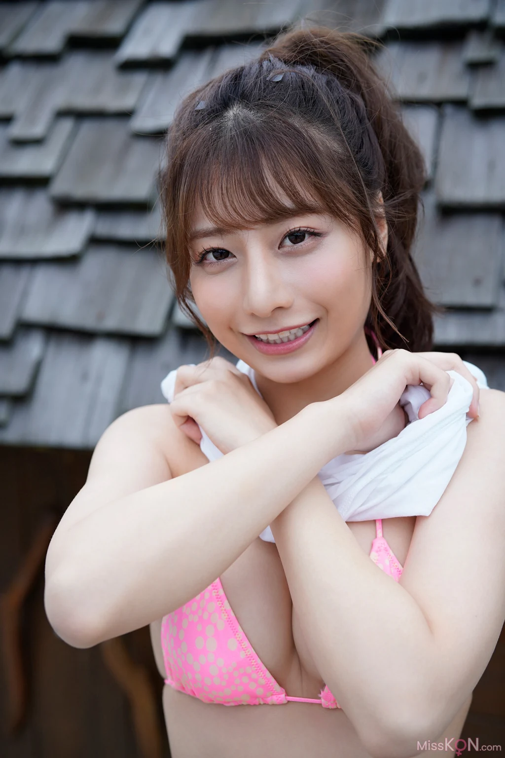 [JP] Yuka Suzuki (鈴木優香): FLASHデジタル写真集 スキャンダルFカップ Vol.1 (130 photos)