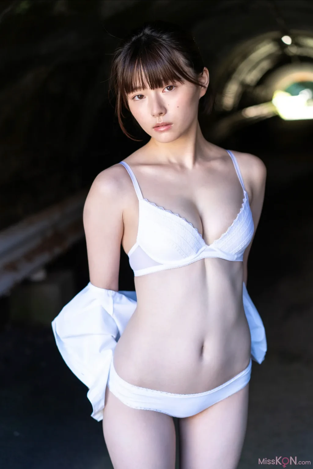 [JP] Hazuki Tsubasa (葉月つばさ): FRIDAYデジタル写真集 葉月つばさ 奔放 Vol.1 (59 photos)
