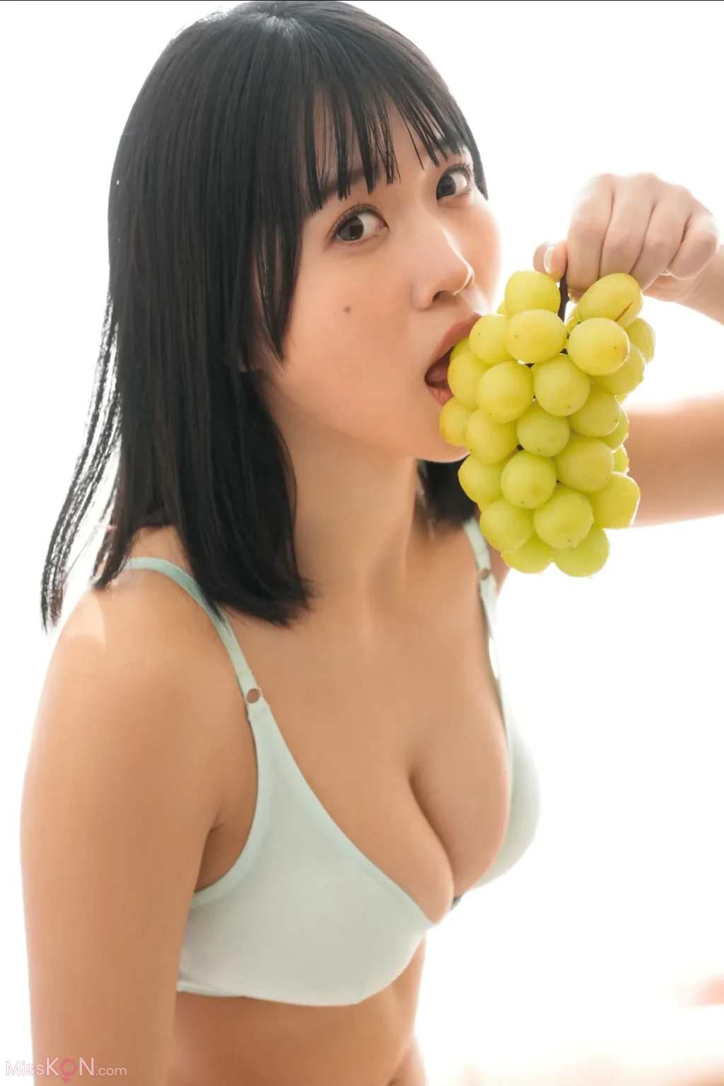 [JP] Miyuka Minami (南みゆか): FRIDAYデジタル写真集 DIVE！！ (70 photos) – Page 3