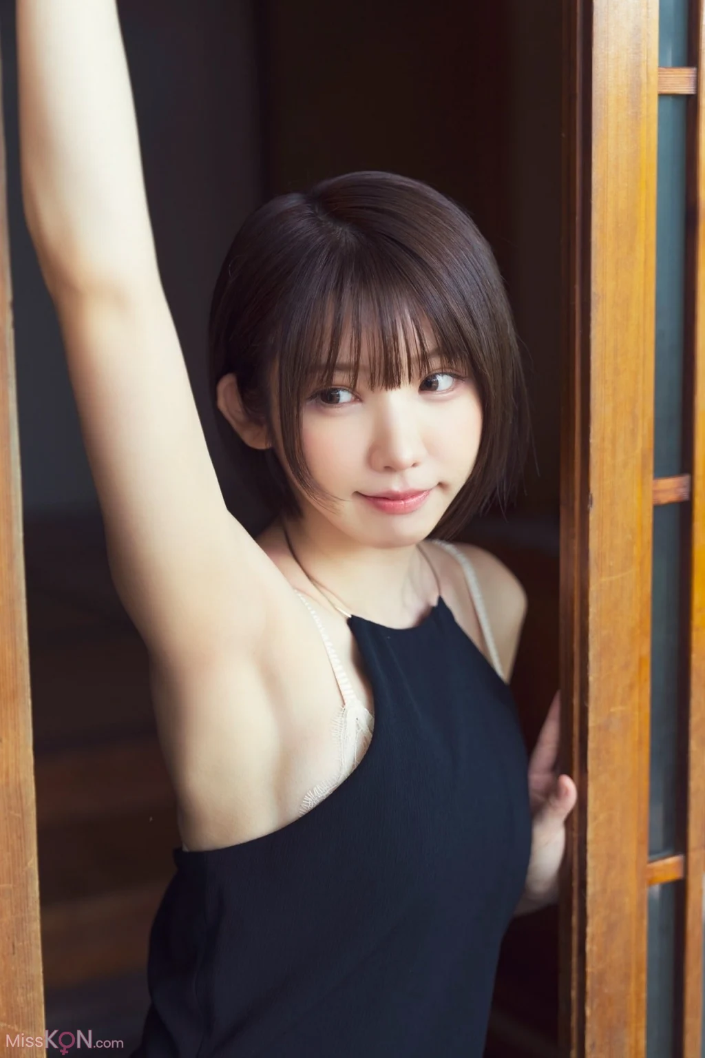 [JP] Enako (えなこ):「和室でときめき」SPA！デジタル写真集 (SPA！BOOKS) (69 photos)