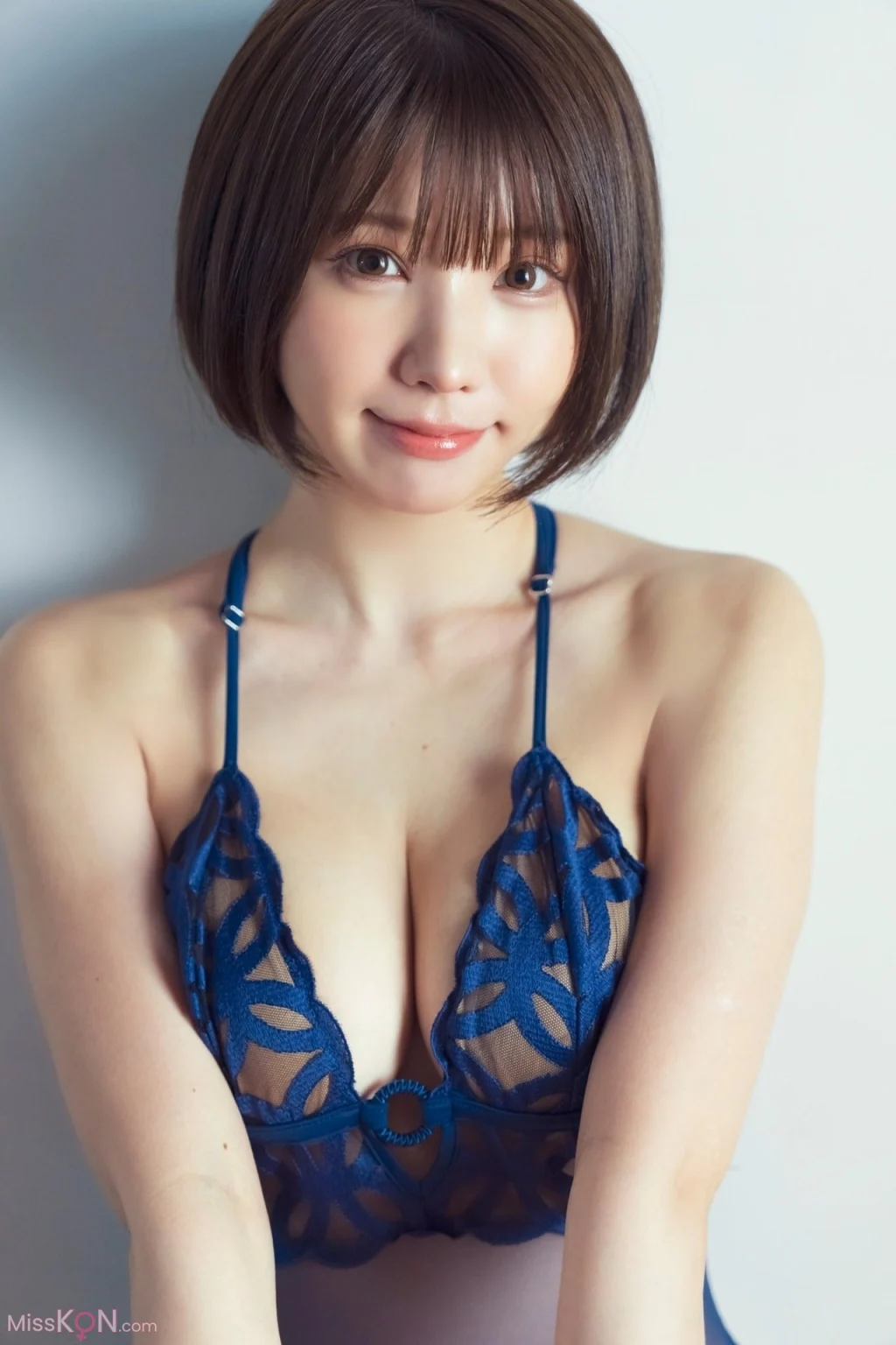 [JP] Enako (えなこ):「和室でときめき」SPA！デジタル写真集 (SPA！BOOKS) (69 photos) – Page 3
