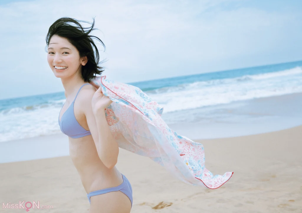 [JP] 熊澤風花: 2nd写真集『小さくて大切なもの』 (151 photos)