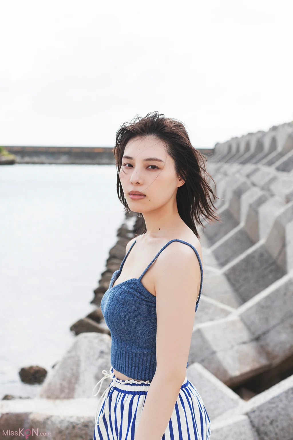 [JP] Iori Sagara (相樂伊織): 「MADONNA」【ヤングチャンピオンデジグラ】 (72 photos)