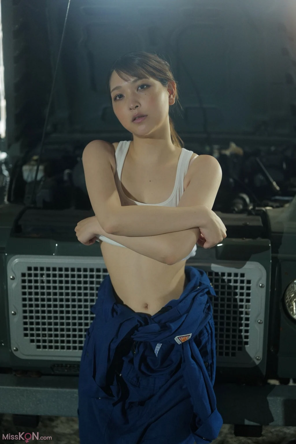 [JP] あまつまりな:「ツナギを脱いだら」SPA！デジタル写真集 (SPA！BOOKS) (60 photos)