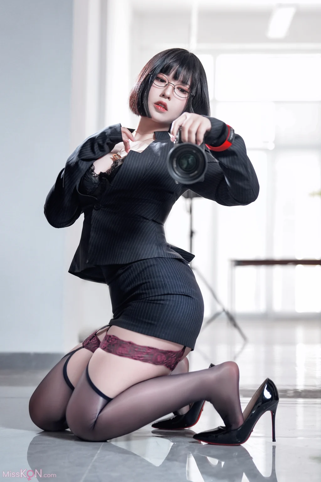 Coser@半半子: 上司様 Vol.03 (56 photos + 7 videos) – Page 3