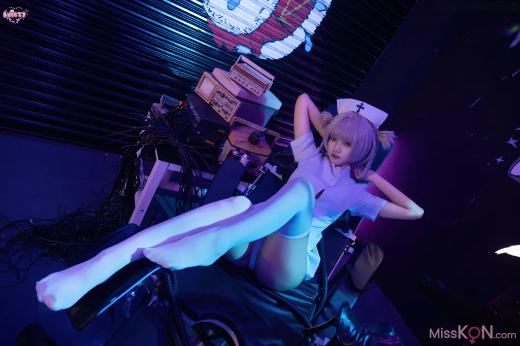 Coser@柒柒要乖哦: 彻夜之歌 护士服小荠 (100 photos) – Page 2