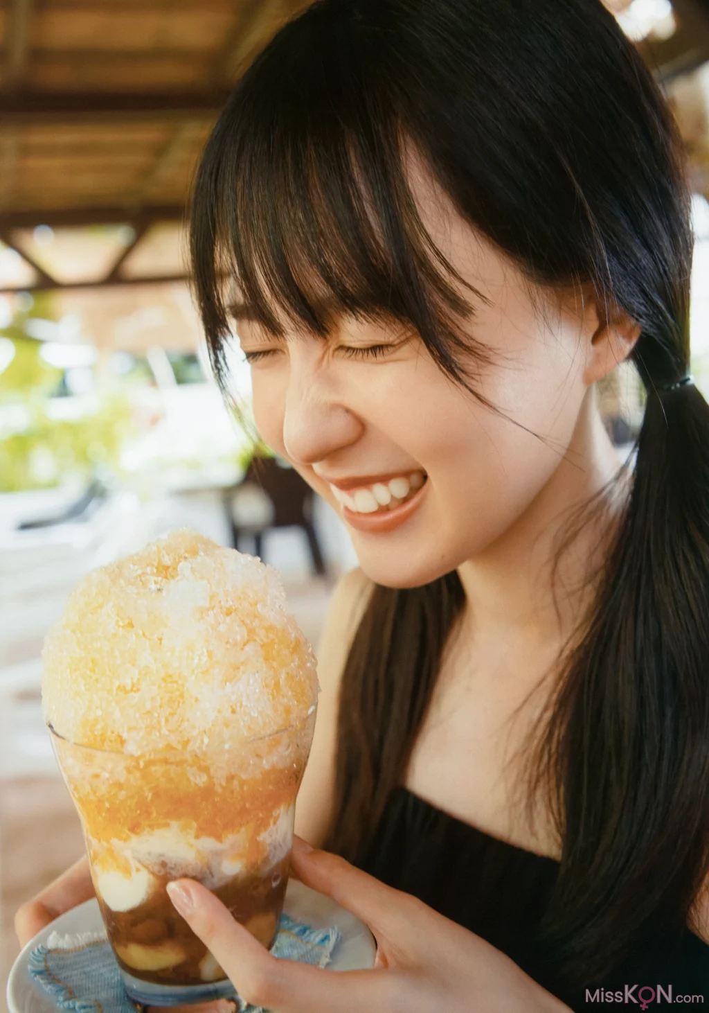 [JP] Haruka Kaki (賀喜遥香): 乃木坂46賀喜遥香 1st写真集 まっさら v4 (134 photos) – Page 2