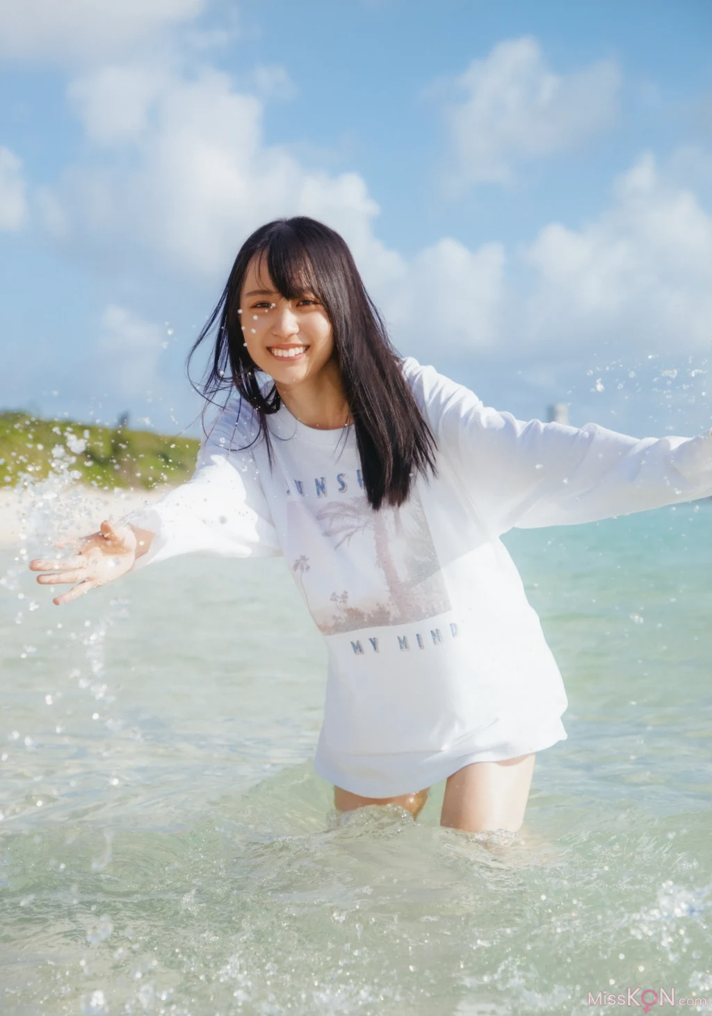 [JP] Haruka Kaki (賀喜遥香): 乃木坂46賀喜遥香 1st写真集 まっさら v4 (134 photos) – Page 2