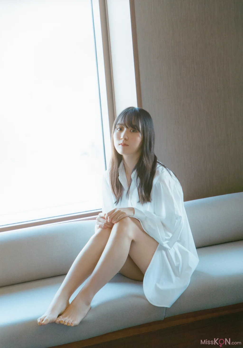 [JP] Haruka Kaki (賀喜遥香): 乃木坂46賀喜遥香 1st写真集 まっさら v4 (134 photos) – Page 4