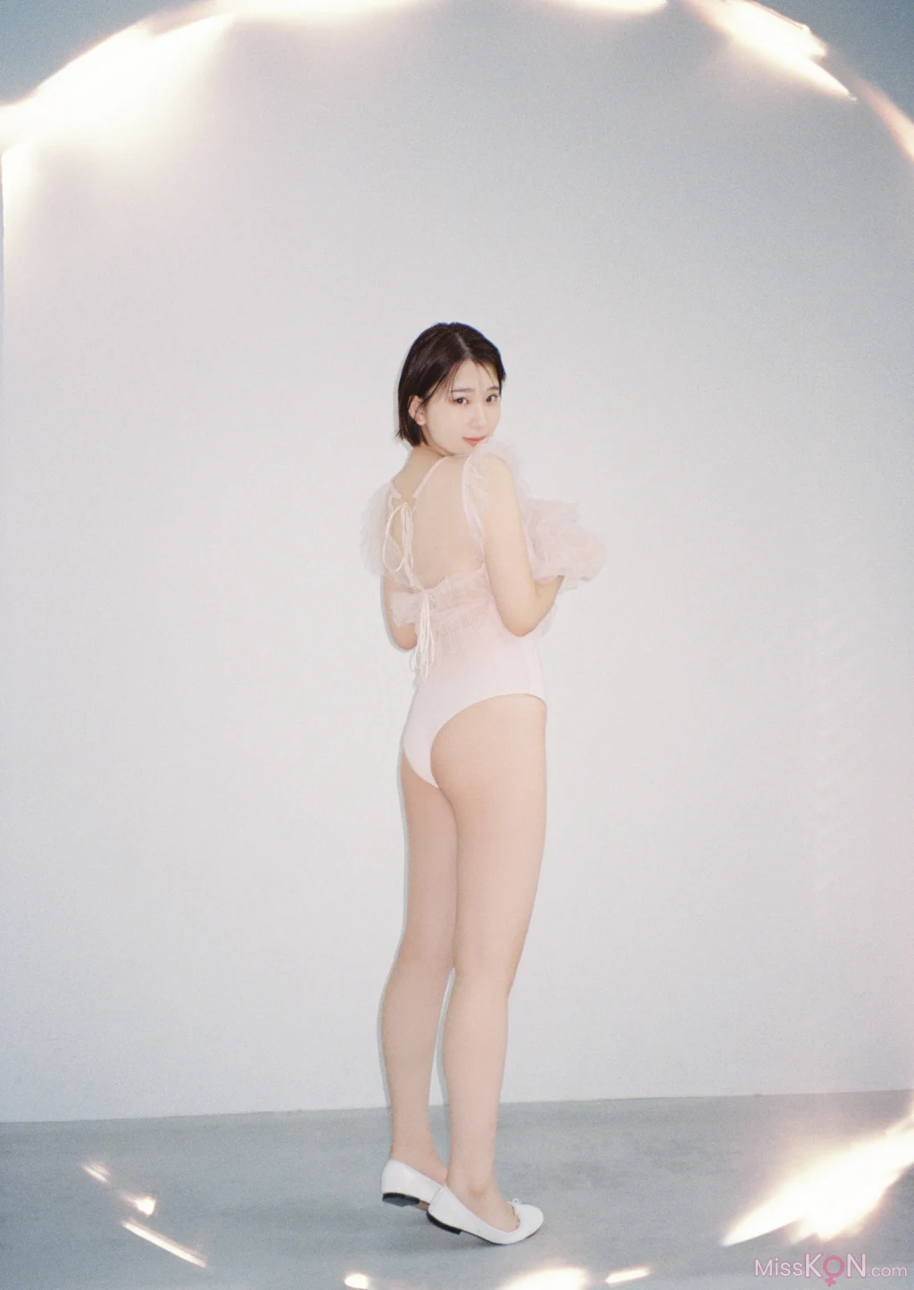 [JP] Nozomi Nishio (西尾希美): 西尾希美(iRiNE)写真集 「はかなげピュア」 (59 photos) – Page 2