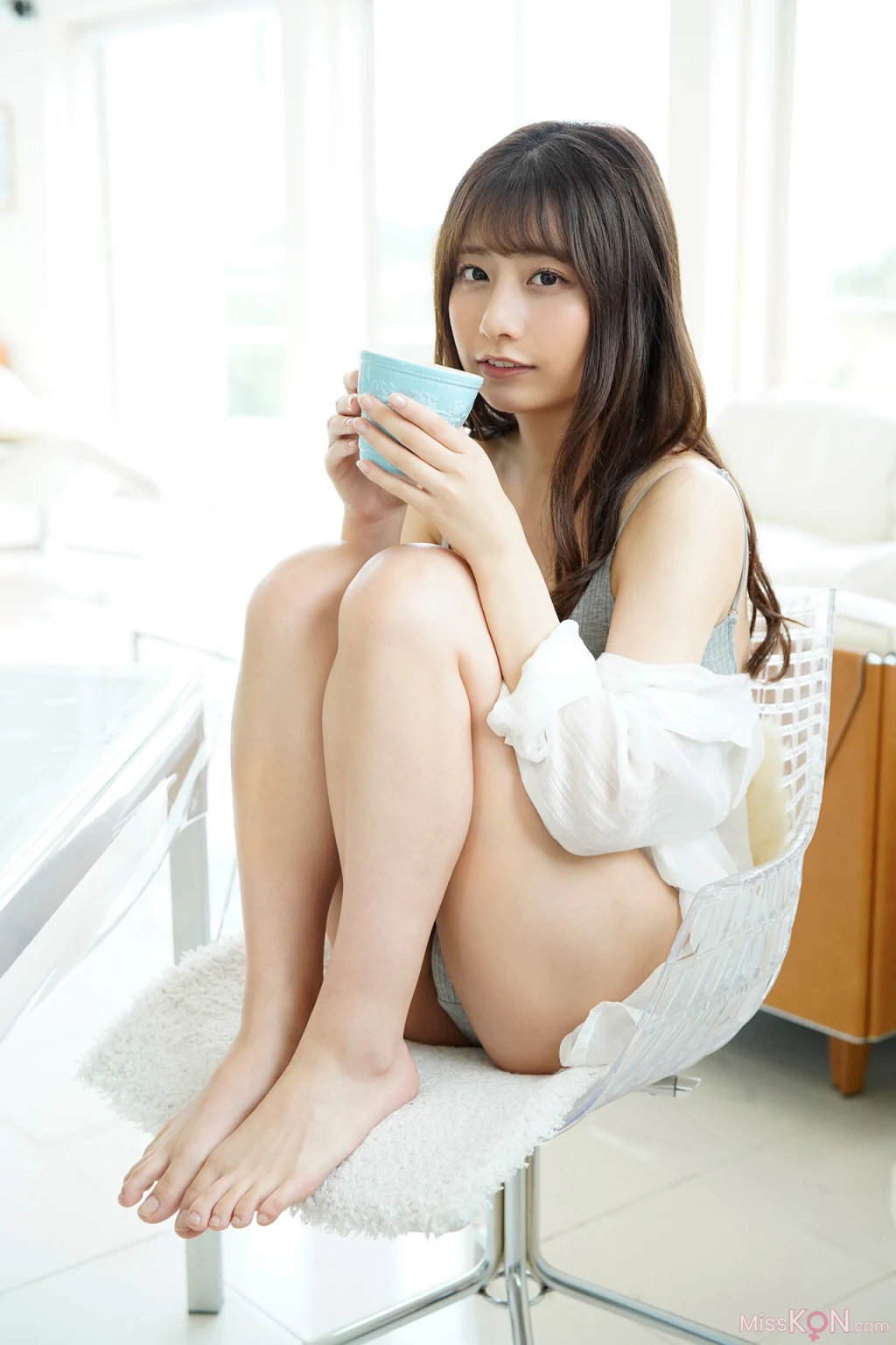 [JP] Yuka Suzuki (鈴木優香): FLASHデジタル写真集 スキャンダルFカップ Vol.2 (89 photos)