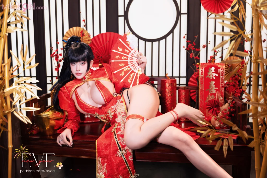 Coser@Byoru: Eve New Year Qipao (62 photos + 19 videos)