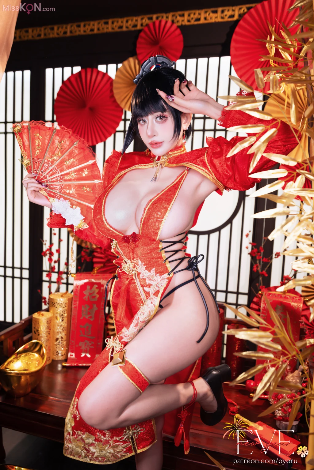 Coser@Byoru: Eve New Year Qipao (62 photos + 19 videos)