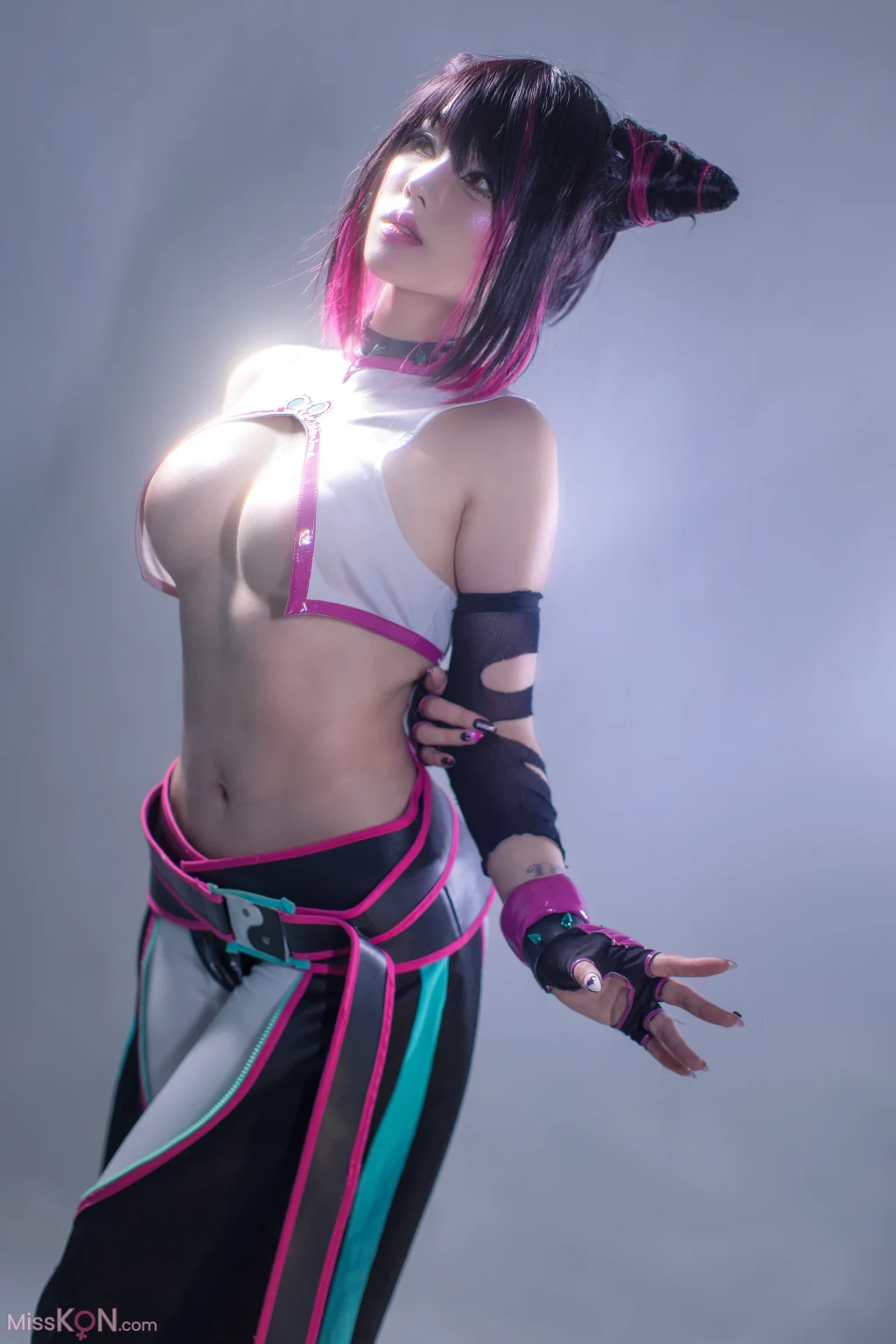 Coser@钛合金TiTi: Juri (98 photos + 1 video)