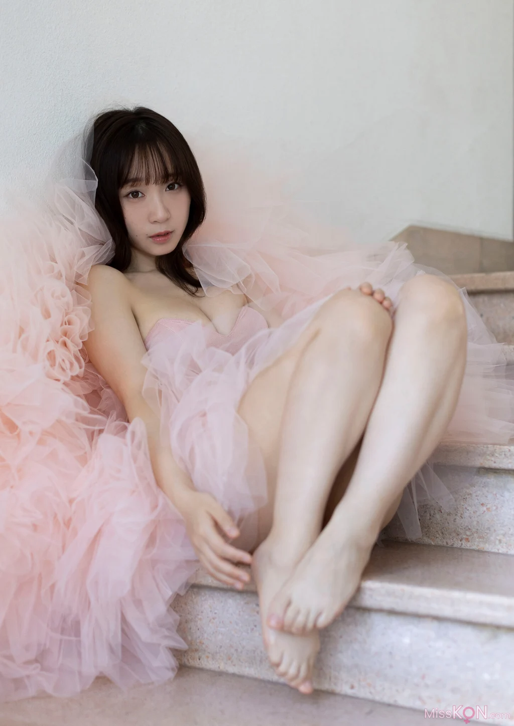 [JP] Moe Iori (伊織もえ): 幽かな休日。スピサン グラビアフォトブック (45 photos)