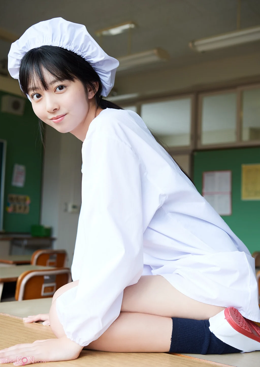 [JP] Suzuka Tsukada (塚田百々花): 写真集「つかだだ！ももかだ！つかももだ！」 (57 photos)