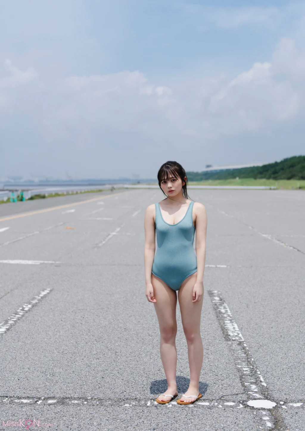 [JP] Mai Horai (蓬莱舞): BRODYデジタル写真集 「アイデン＆ティティ」 (84 photos) – Page 2