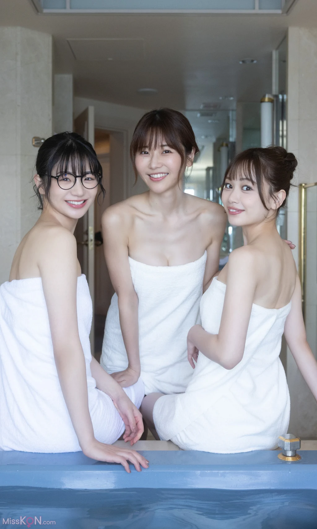 [JP] Kasumi Hasegawa (長谷川かすみ) & Yui Ito (伊藤優衣) & Yuki Mizuhara (水原ゆき):【デジタル限定】『俺達のあざす。』写真集「会社の同僚3人と社員研修で温泉旅館に来た結果」 (週プレ PHOTO BOOK) (82 photos) – Page 2