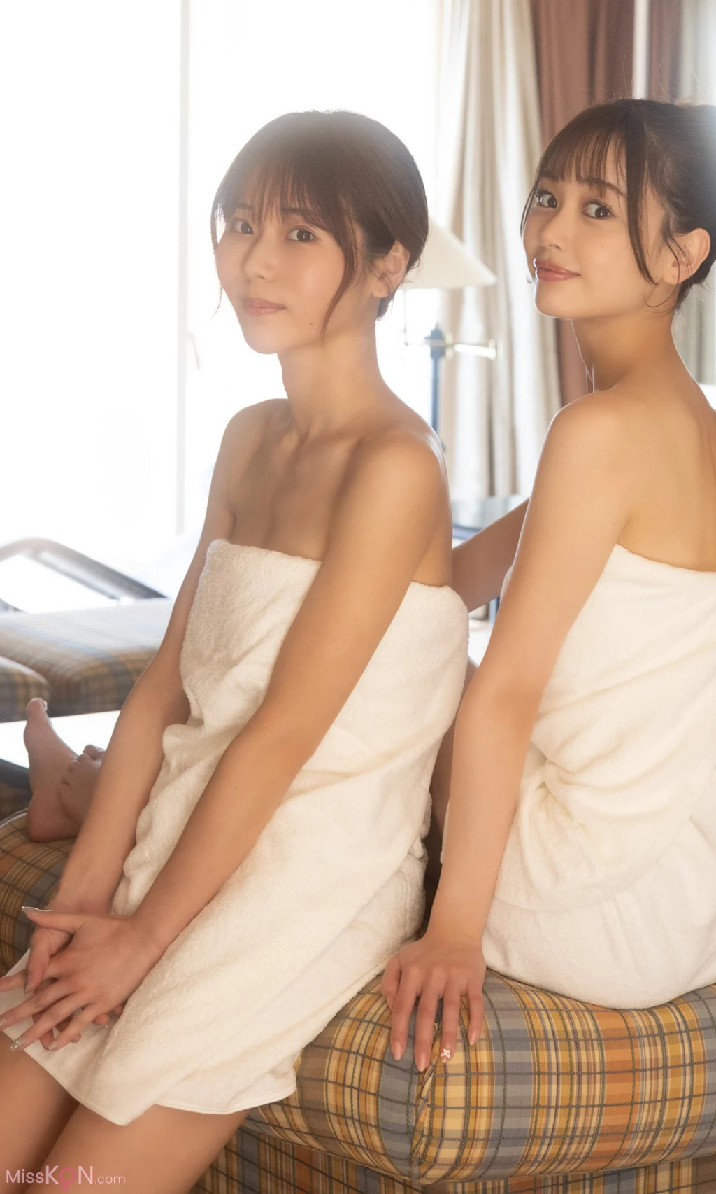 [JP] Kasumi Hasegawa (長谷川かすみ) & Yui Ito (伊藤優衣) & Yuki Mizuhara (水原ゆき):【デジタル限定】『俺達のあざす。』写真集「会社の同僚3人と社員研修で温泉旅館に来た結果」 (週プレ PHOTO BOOK) (82 photos) – Page 2