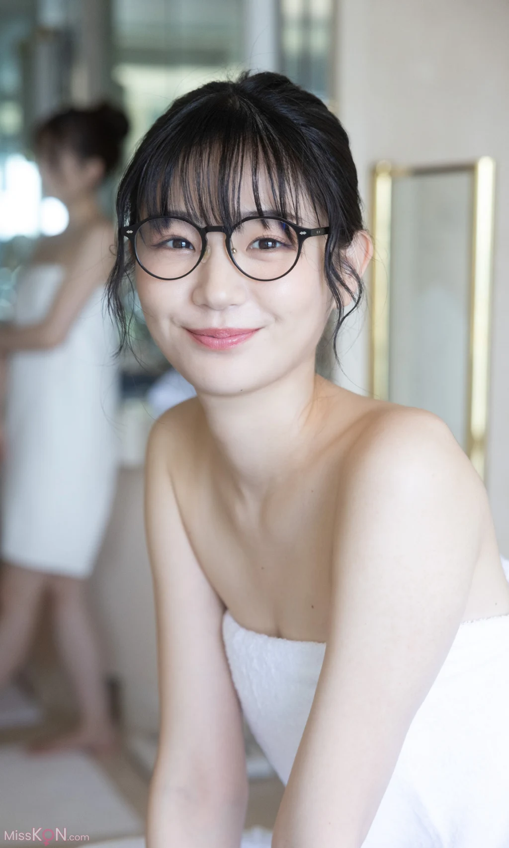 [JP] Kasumi Hasegawa (長谷川かすみ) & Yui Ito (伊藤優衣) & Yuki Mizuhara (水原ゆき):【デジタル限定】『俺達のあざす。』写真集「会社の同僚3人と社員研修で温泉旅館に来た結果」 (週プレ PHOTO BOOK) (82 photos) – Page 2