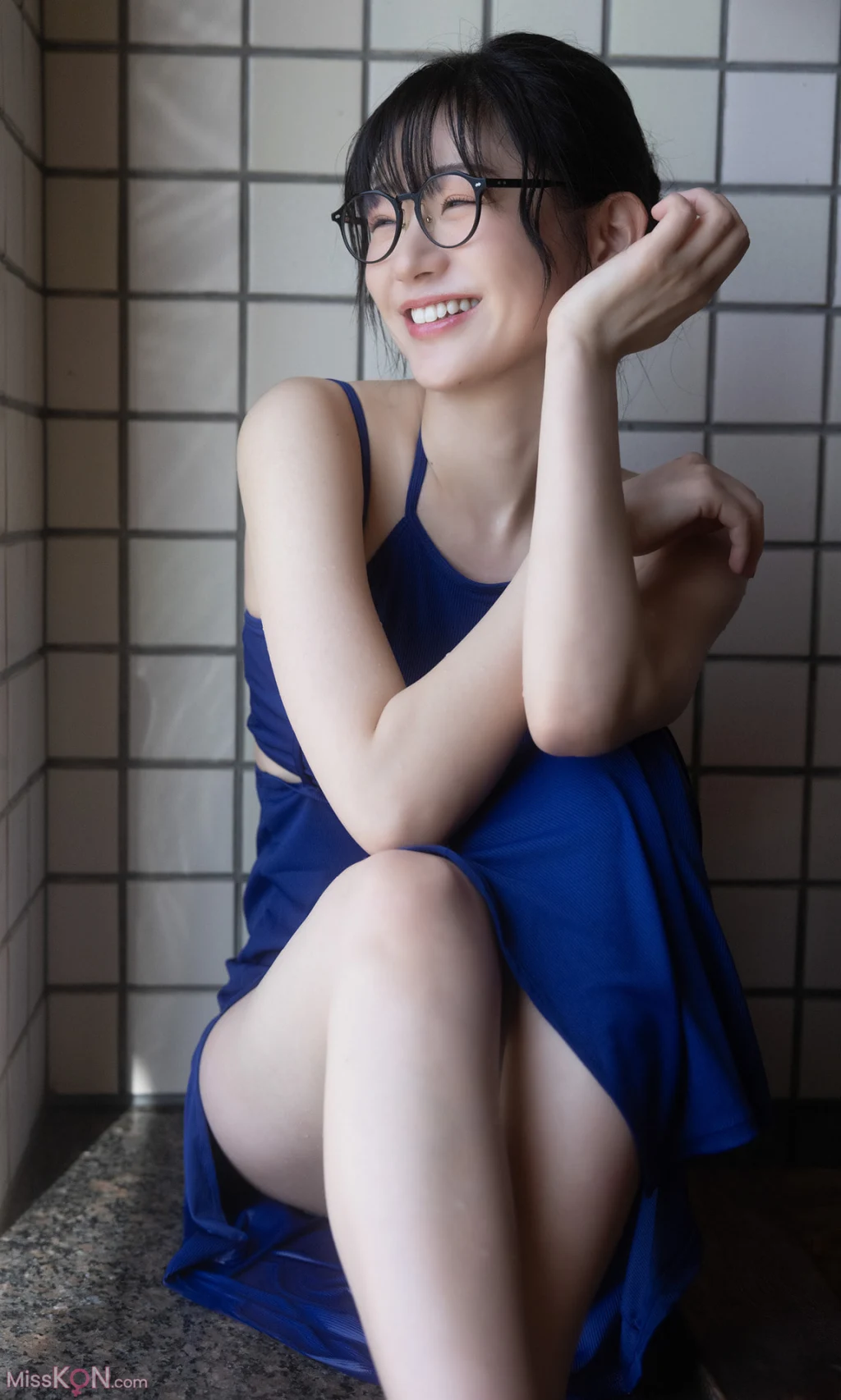 [JP] Kasumi Hasegawa (長谷川かすみ) & Yui Ito (伊藤優衣) & Yuki Mizuhara (水原ゆき):【デジタル限定】『俺達のあざす。』写真集「会社の同僚3人と社員研修で温泉旅館に来た結果」 (週プレ PHOTO BOOK) (82 photos) – Page 3