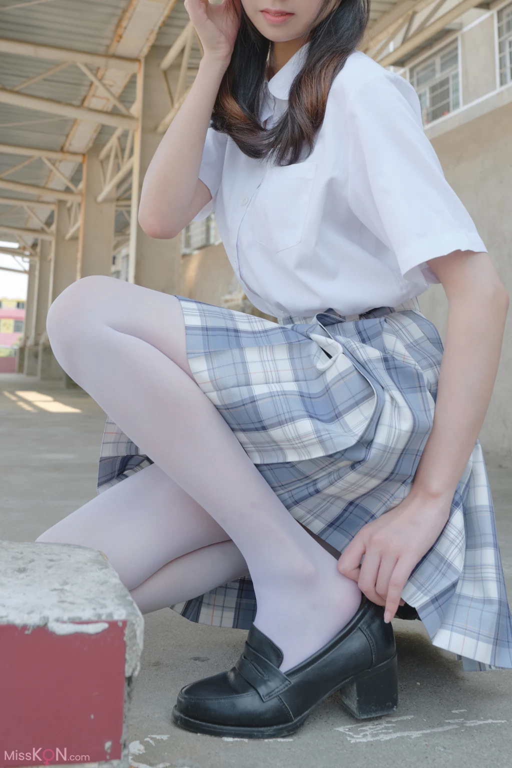 [森萝财团写真] 内部写真 小七 JK白丝 13D (106 photos + 1 video)