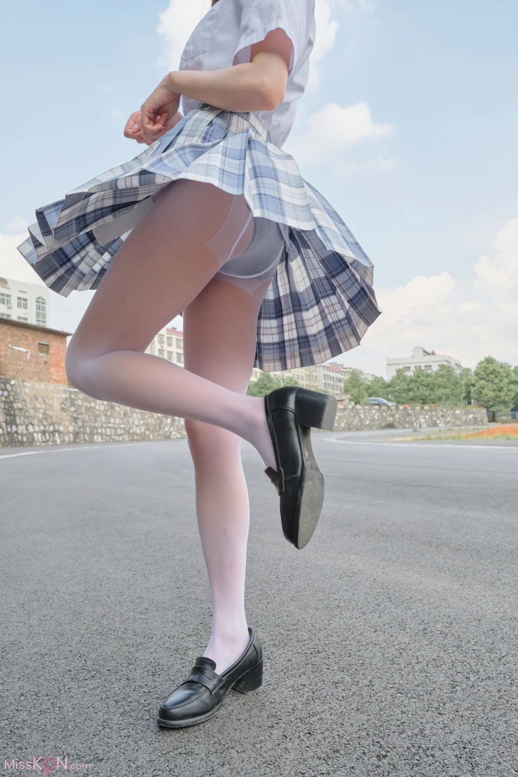 [森萝财团写真] 内部写真 小七 JK白丝 13D (106 photos + 1 video) – Page 2