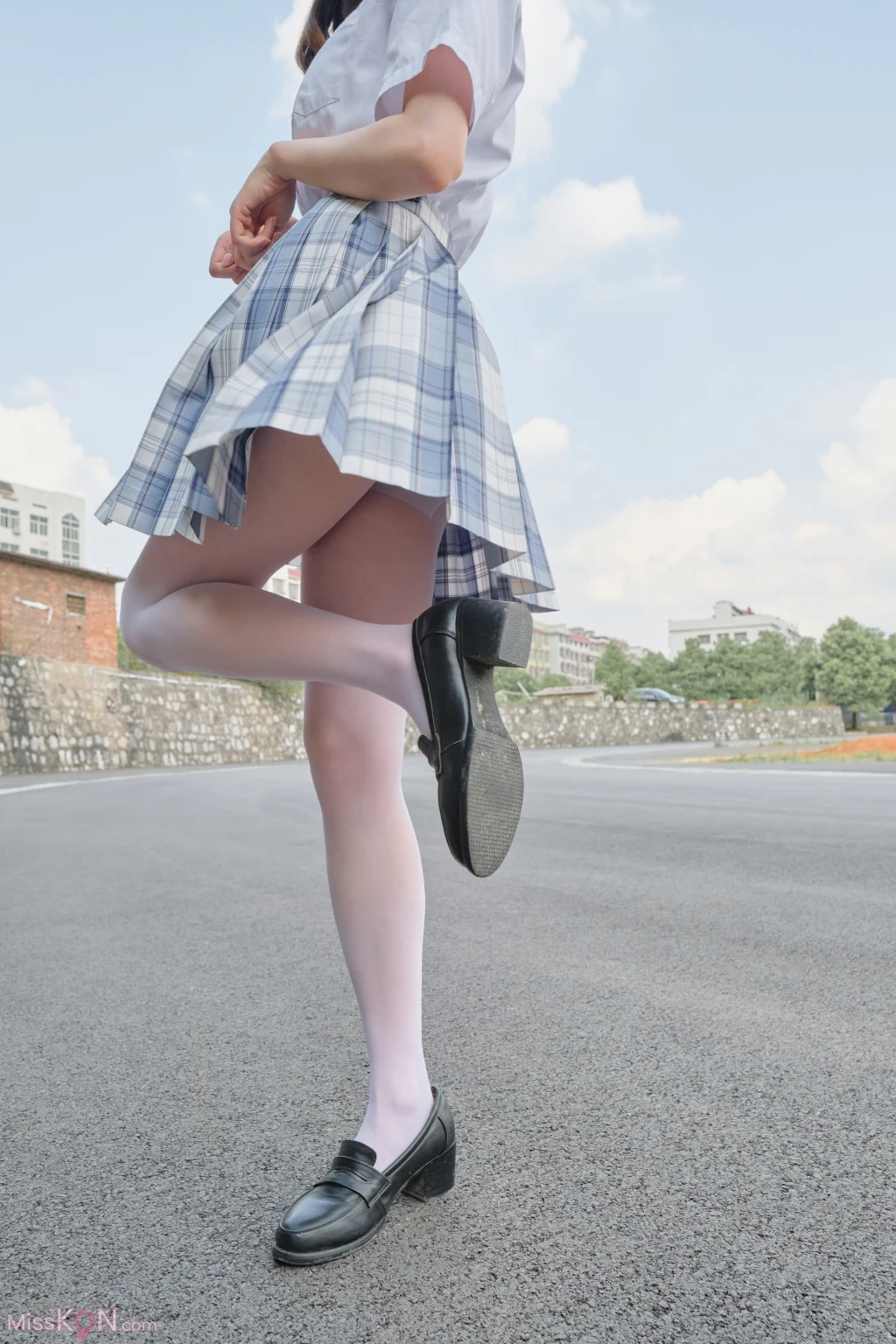 [森萝财团写真] 内部写真 小七 JK白丝 13D (106 photos + 1 video) – Page 2