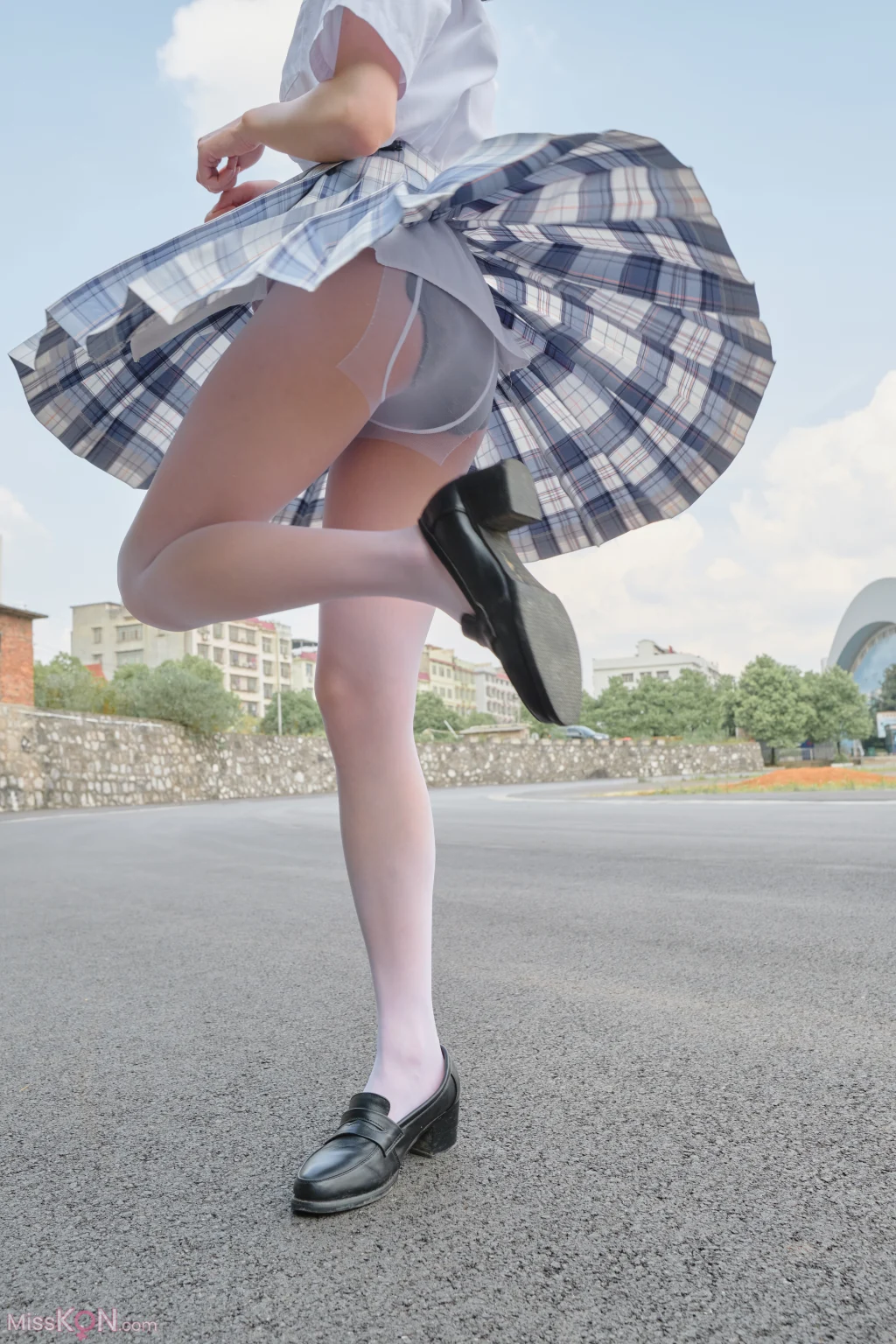 [森萝财团写真] 内部写真 小七 JK白丝 13D (106 photos + 1 video) – Page 2