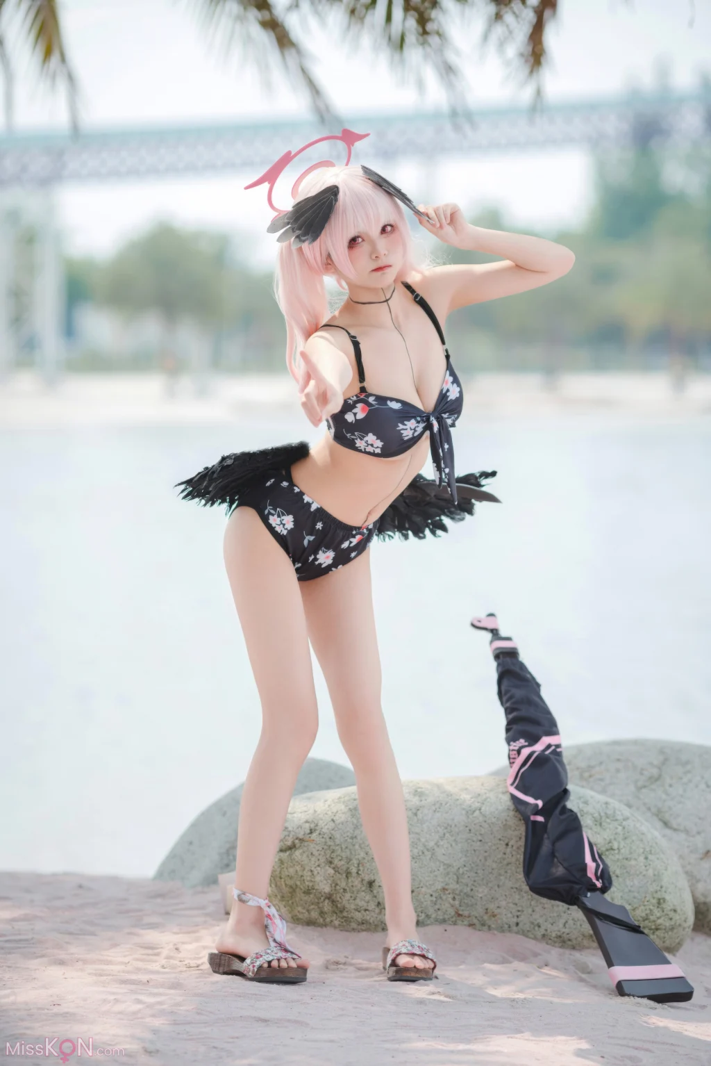 Coser@九柒喵: 碧蓝航线 小春泳装 (27 photos) – Page 2