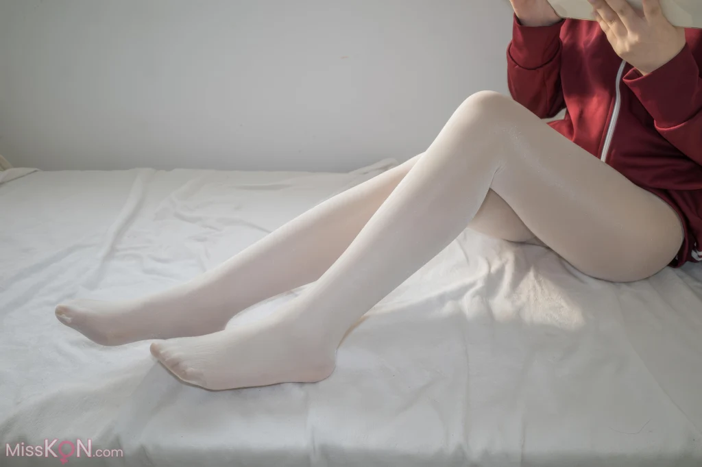 [森萝财团写真] 内部写真 小夜  40D闪闪舍宾袜 (79 photos) – Page 2