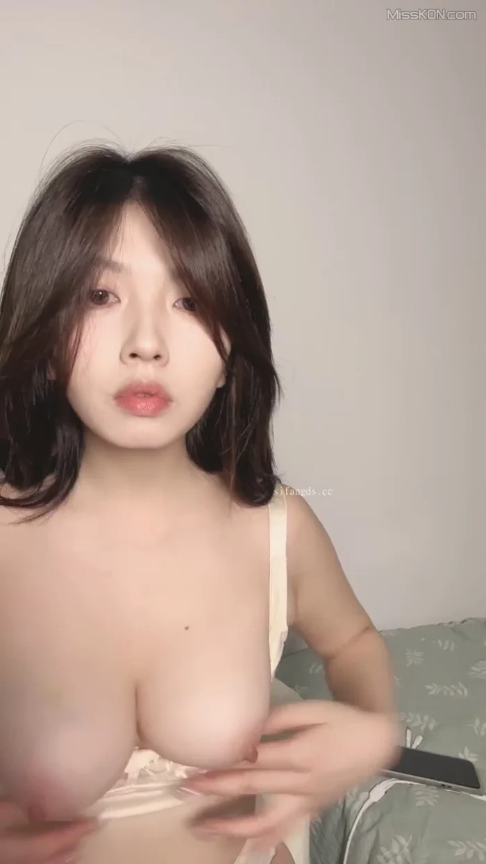豆豆姐姐: 白月光女神 绝世容颜 全尺度私拍 (49 photos + 6 videos) – Page 2