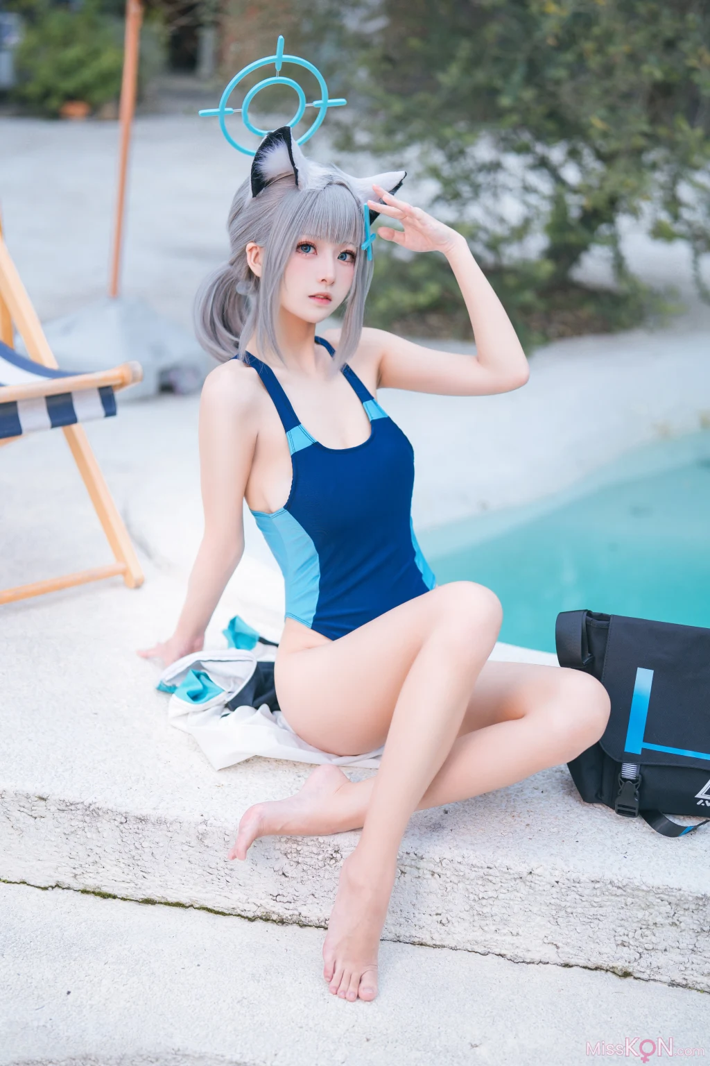 Coser@九柒喵: 蔚蓝档案 砂狼白子泳装 (34 photos) – Page 2