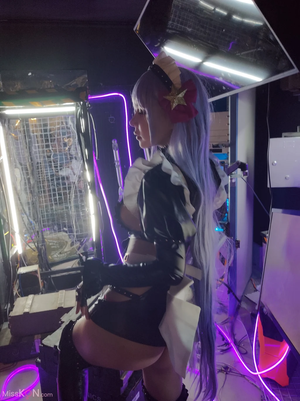 Coser@亚马逊鲶鱼: BB同人女仆 (16 photos)