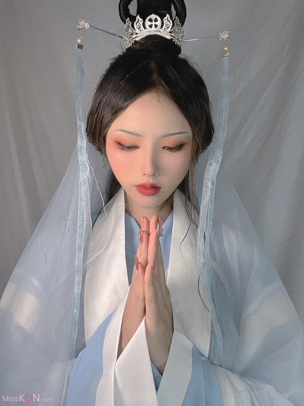 Coser@钛合金TiTi: 道姑 (24 photos)