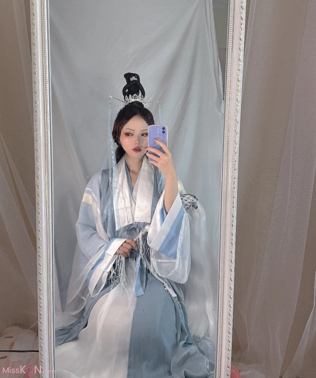 Coser@钛合金TiTi: 道姑 (24 photos)