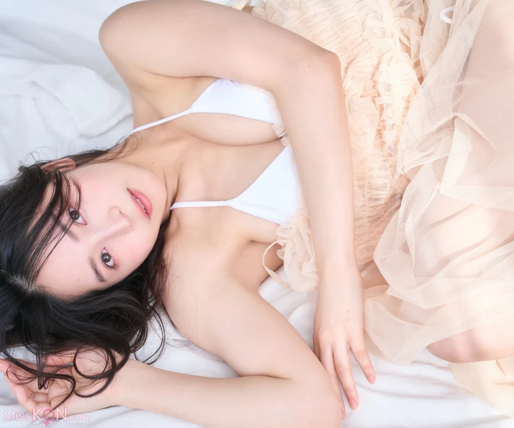 [JP] Erika Denya (传谷英里香):【デジタル限定】写真集「太陽のミューズ」 (週プレ PHOTO BOOK) (84 photos + 1 video)