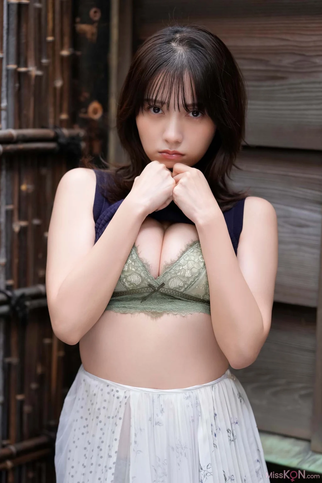 [JP] Momotsuki Nashiko (桃月なしこ):【DMM限定版】デジタル写真集 静寂に咲く花 (61 photos)