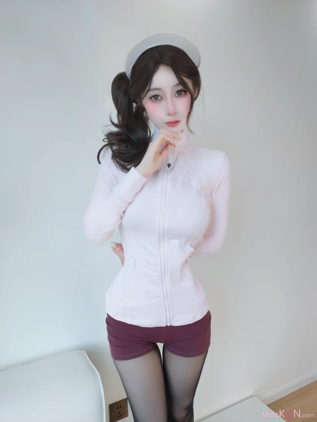 Coser@白银81: 自撮り Vol.102 (115 photos + 5 videos)