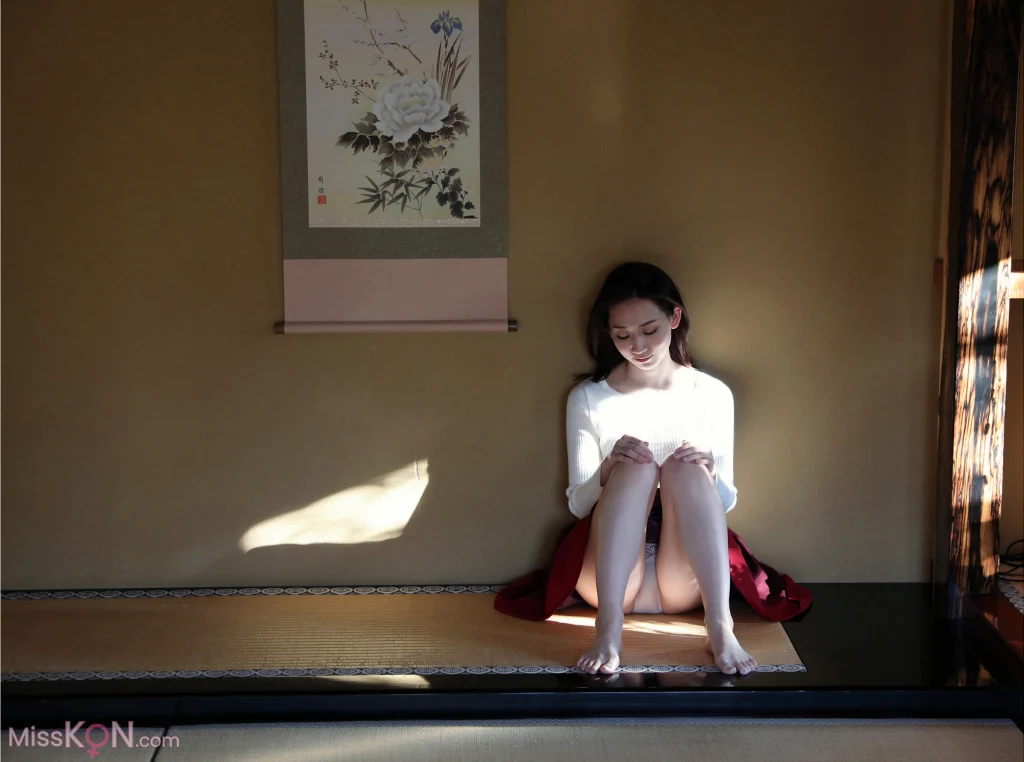 [JP] Mito Kana (水戸かな): 週刊ポストデジタル写真集 花を愛でる人 (53 photos) – Page 2