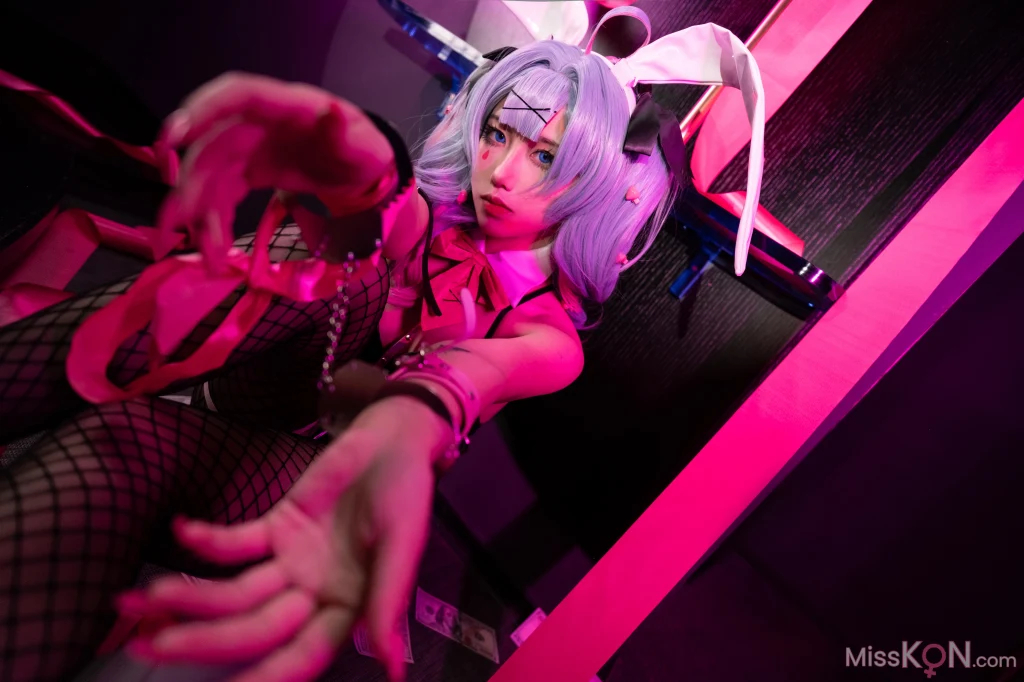 Coser@絞肉姬Walküre: 初音未来 兔子洞 (22 photos)