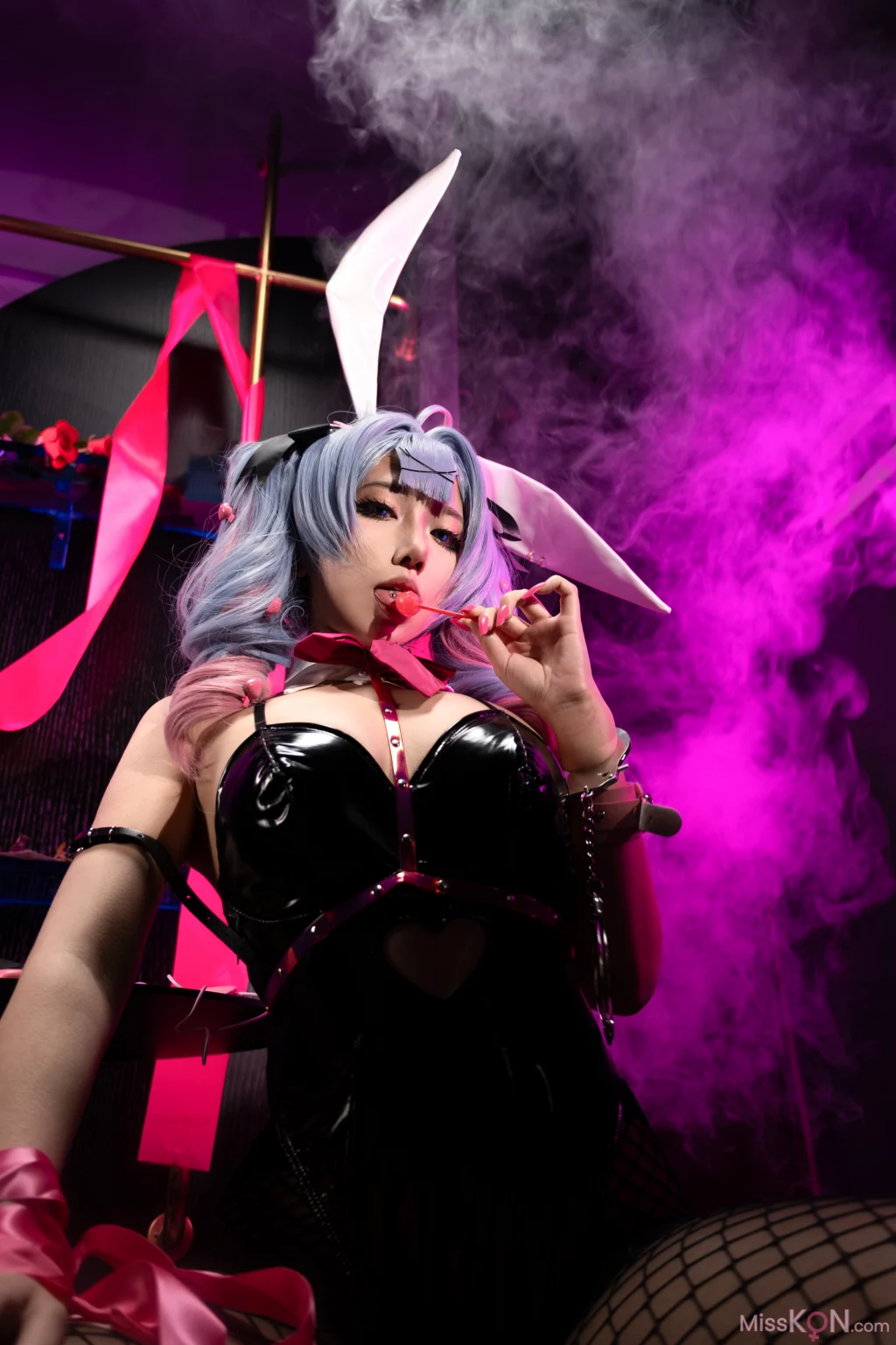 Coser@絞肉姬Walküre: 初音未来 兔子洞 (22 photos)