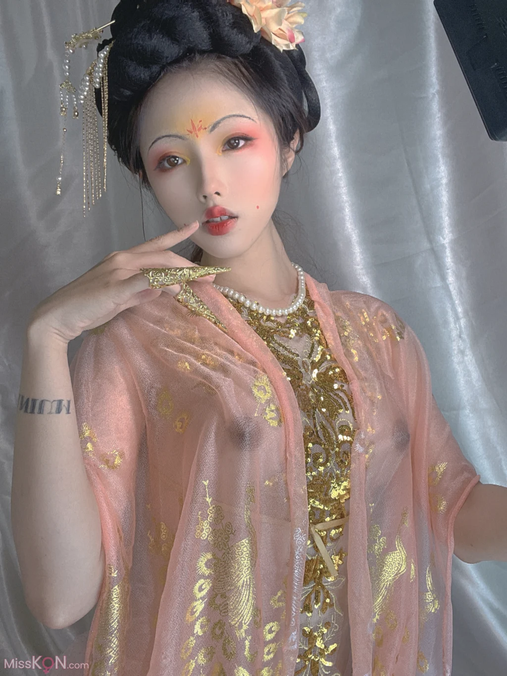 Coser@钛合金TiTi: 贵妃 (32 photos)