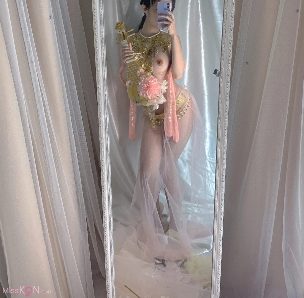 Coser@钛合金TiTi: 贵妃 (32 photos)